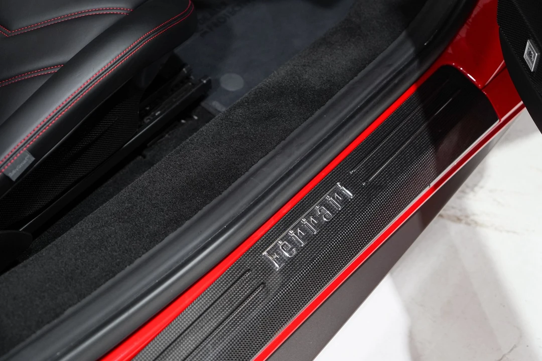 2014 Ferrari 458 - Image 18 of 31