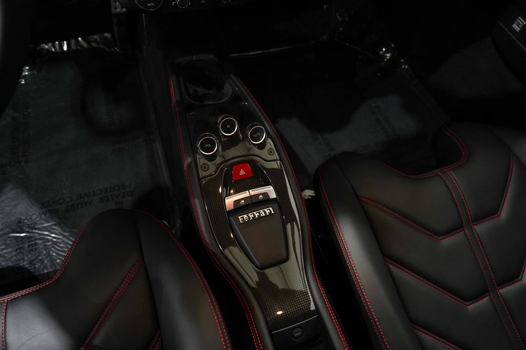 2014 Ferrari 458 - Image 12 of 31