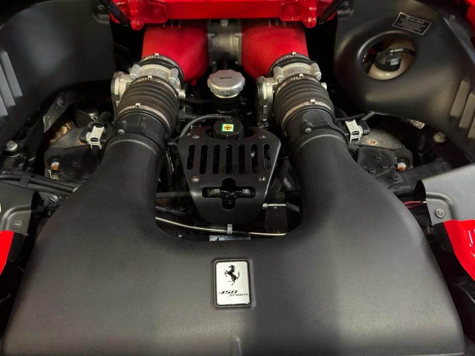 2014 Ferrari 458 Spider - Image 29 of 31