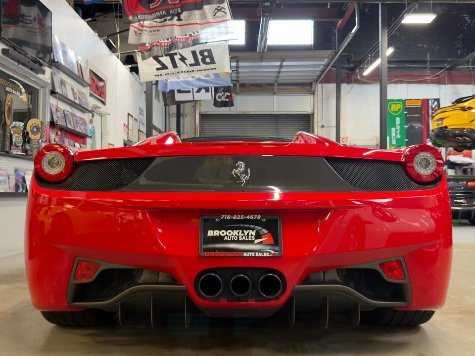 2014 Ferrari 458 Spider - Image 8 of 31