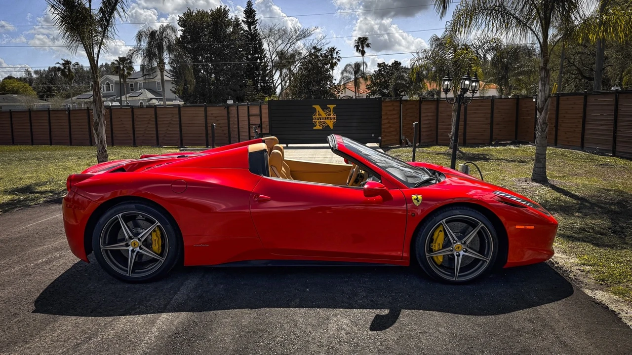 2014 Ferrari 458 Italia - Image 5 of 15