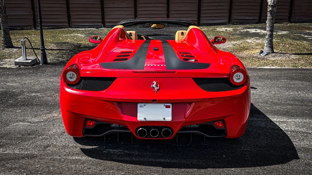 2014 Ferrari 458 Italia - Image 3 of 15