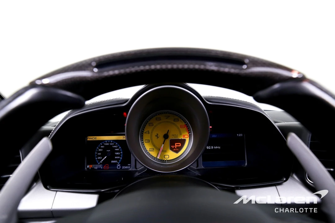 2014 Ferrari 458 - Image 14 of 31