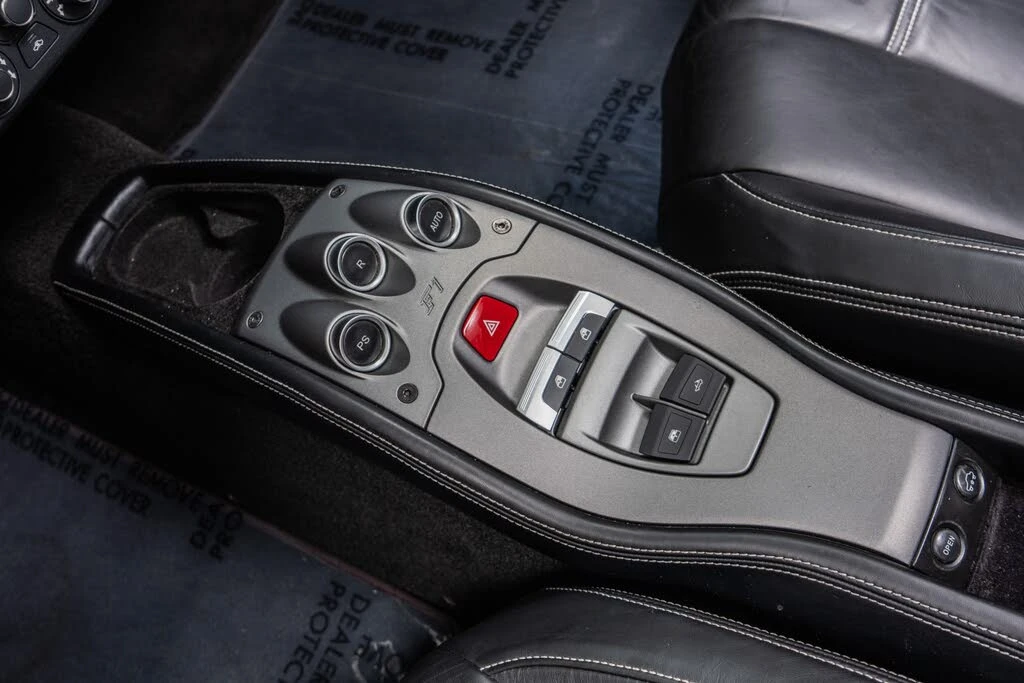 2014 Ferrari 458 - Image 26 of 31