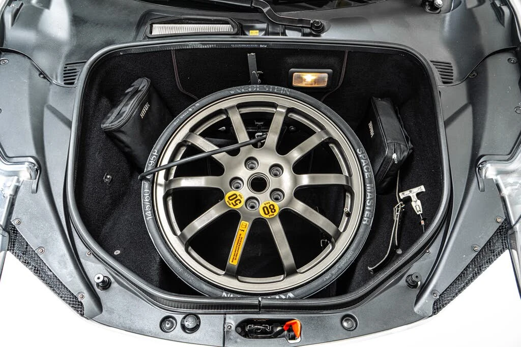 2014 Ferrari 458 - Image 17 of 31