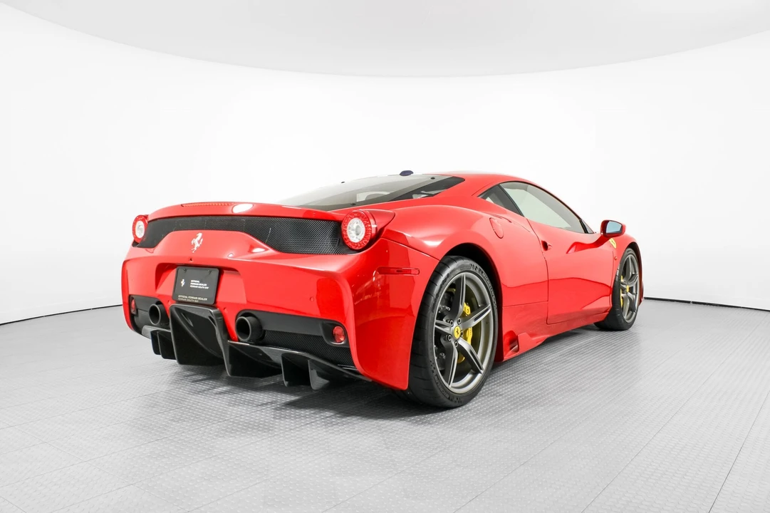 2014 Ferrari 458 Italia - Image 8 of 21
