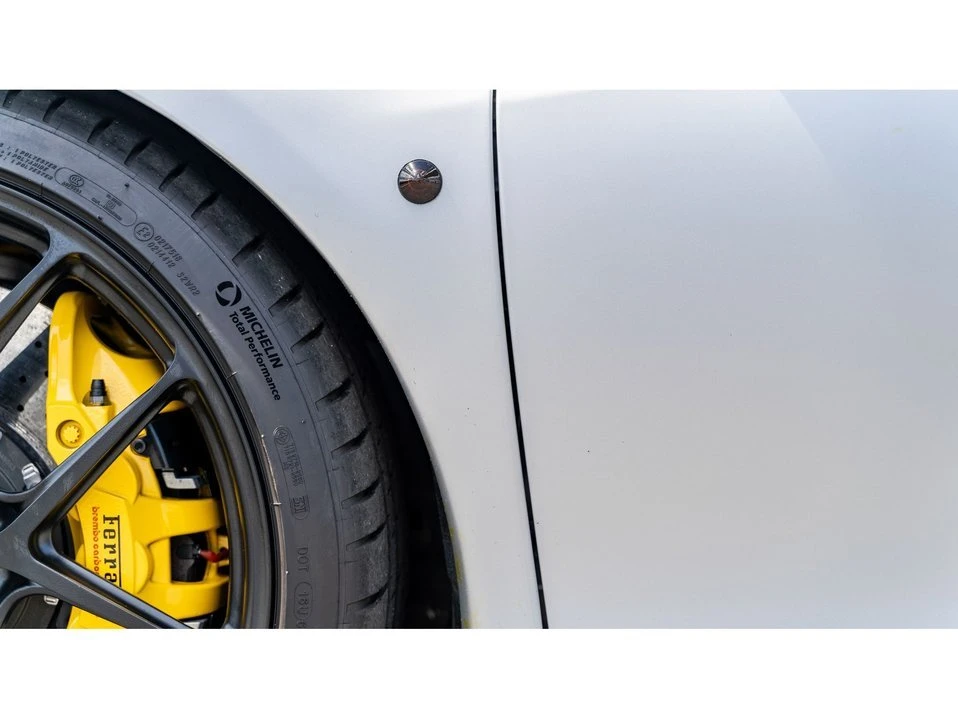 2014 Ferrari 458 Speciale - Image 18 of 20
