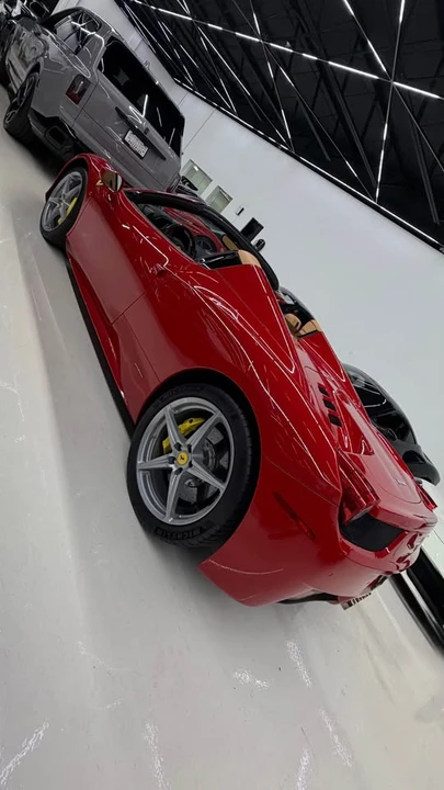 2014 Ferrari 458 Spider - Image 6 of 8