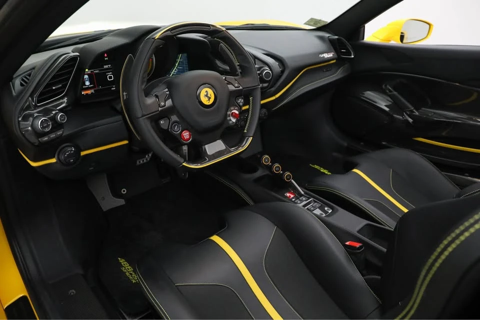 2014 Ferrari 488 GTB - Image 2 of 4