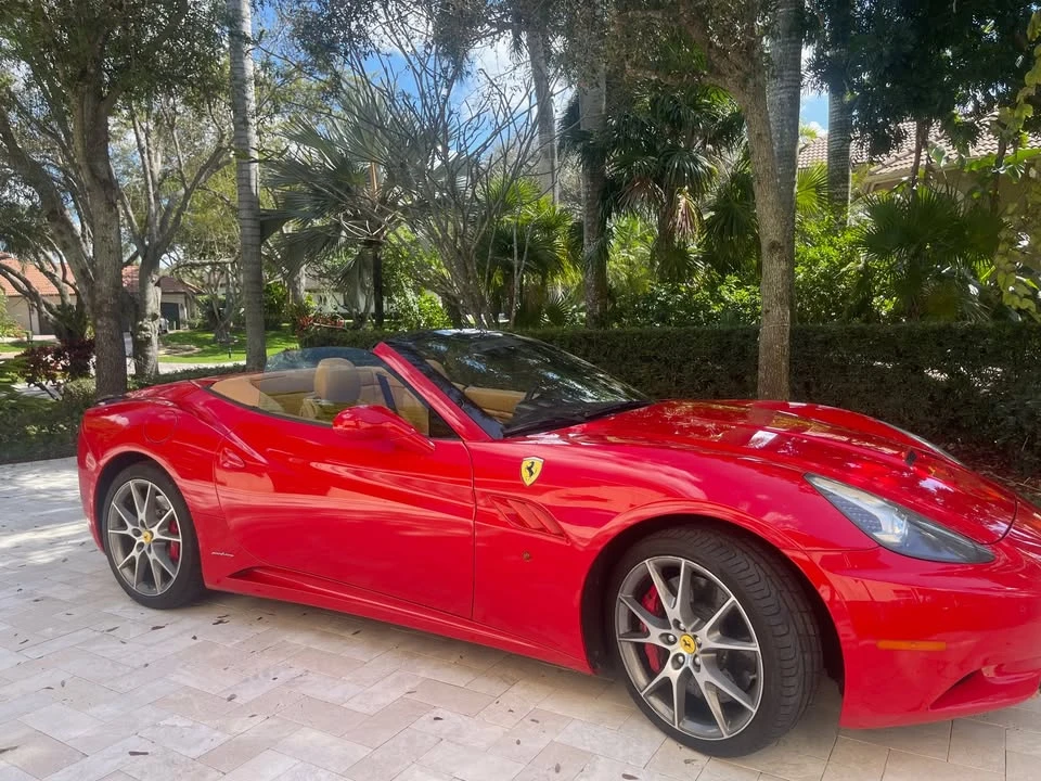 2014 Ferrari California - Image 6 of 6