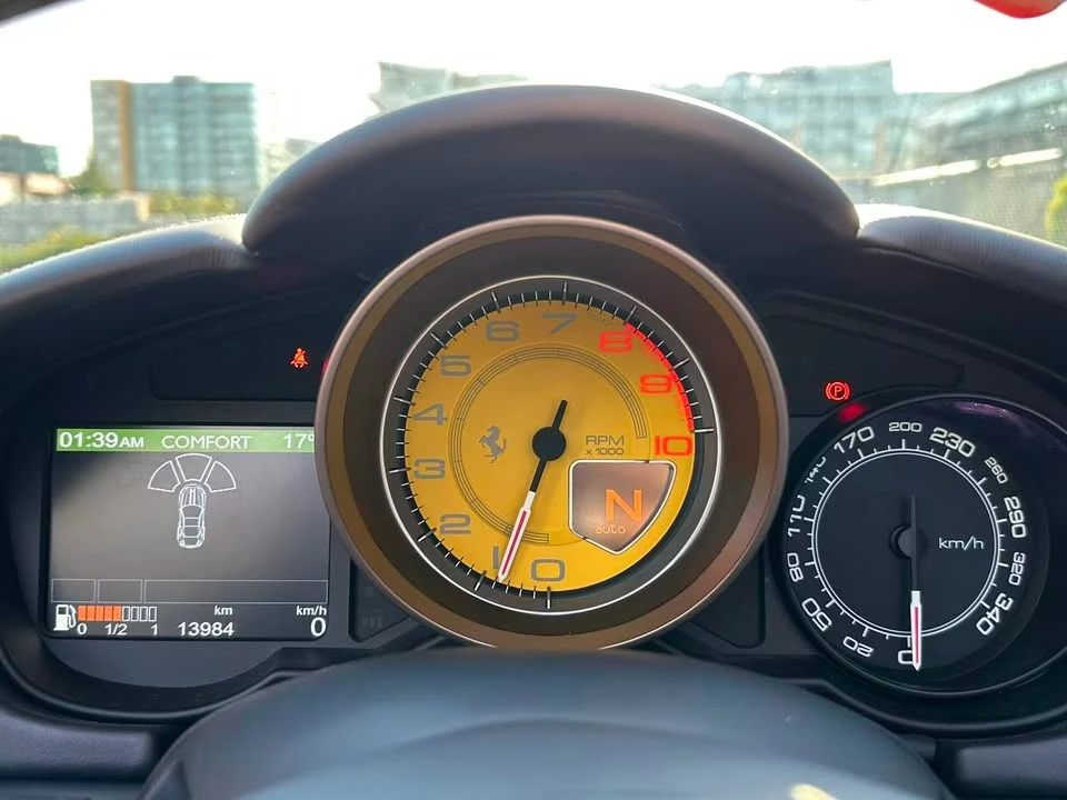 2014 Ferrari California - Image 13 of 14