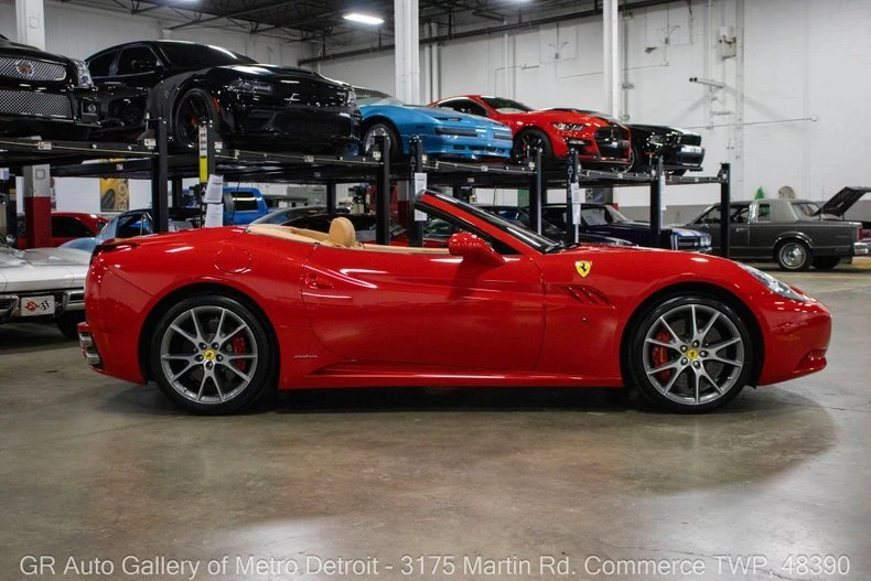 2014 Ferrari California - Image 9 of 20