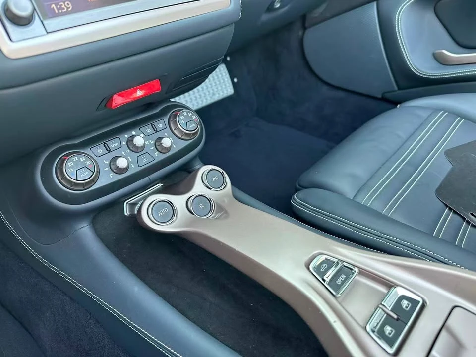 2014 Ferrari California - Image 11 of 14