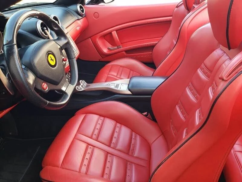 2014 Ferrari California - Image 7 of 13