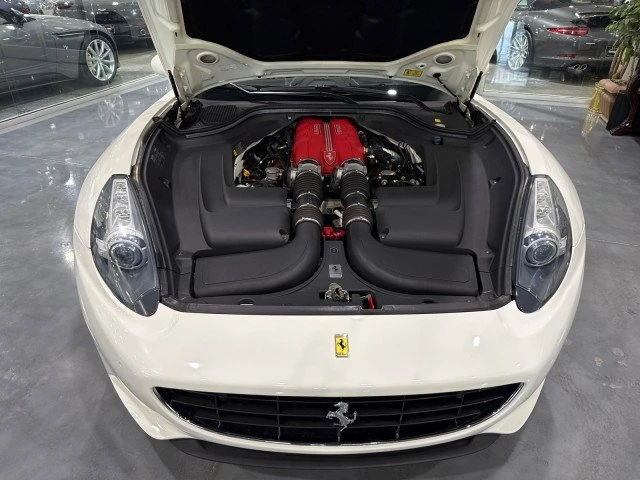 2014 Ferrari California - Image 15 of 20