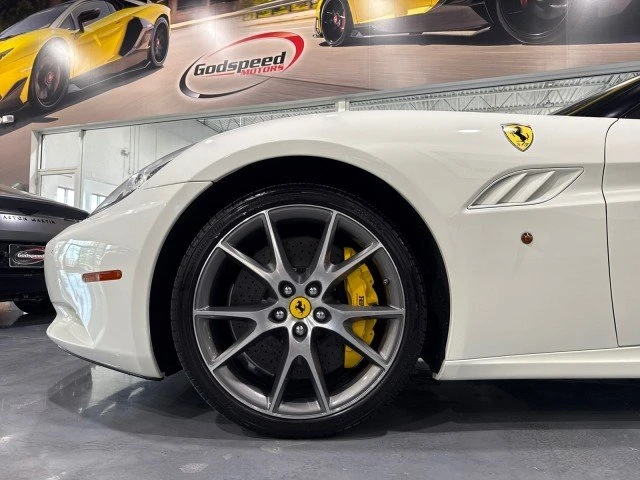2014 Ferrari California - Image 17 of 20