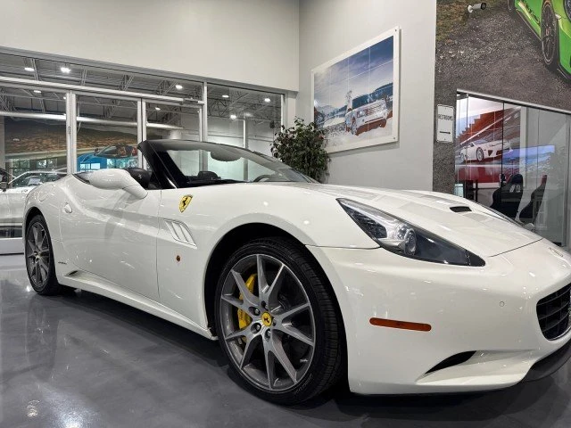 2014 Ferrari California - Image 19 of 20