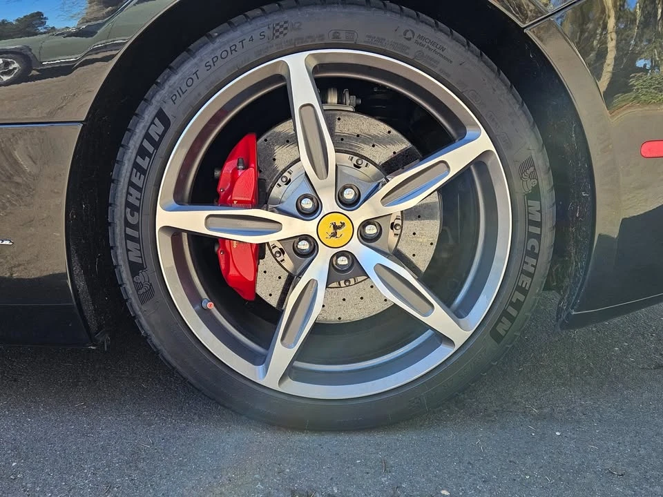 2014 Ferrari California - Image 13 of 18
