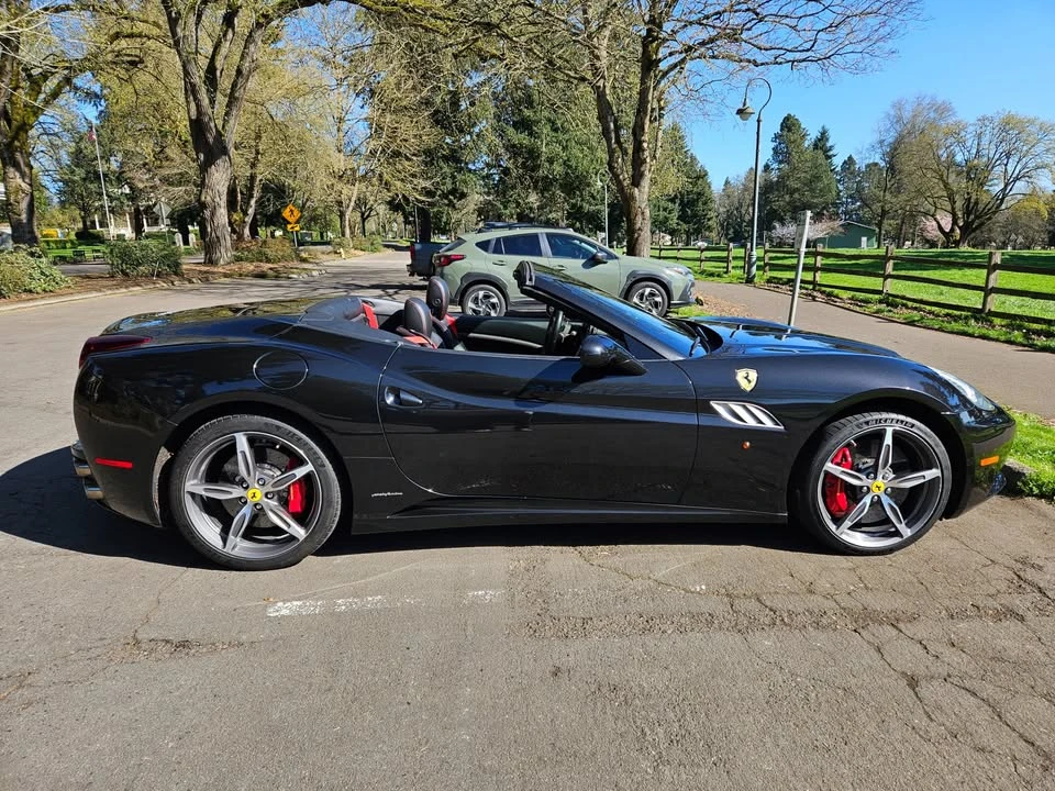 2014 Ferrari California - Image 3 of 18