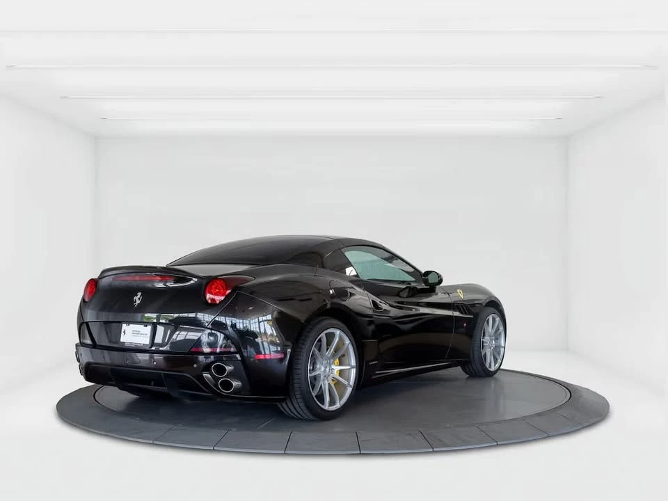 2014 Ferrari California - Image 5 of 17