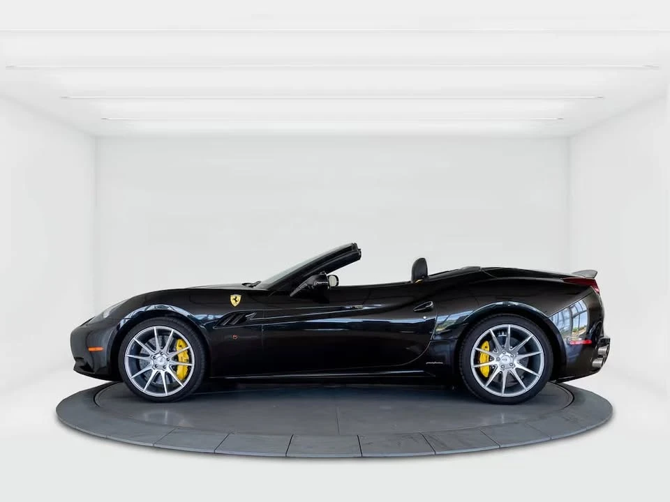 2014 Ferrari California - Image 8 of 17