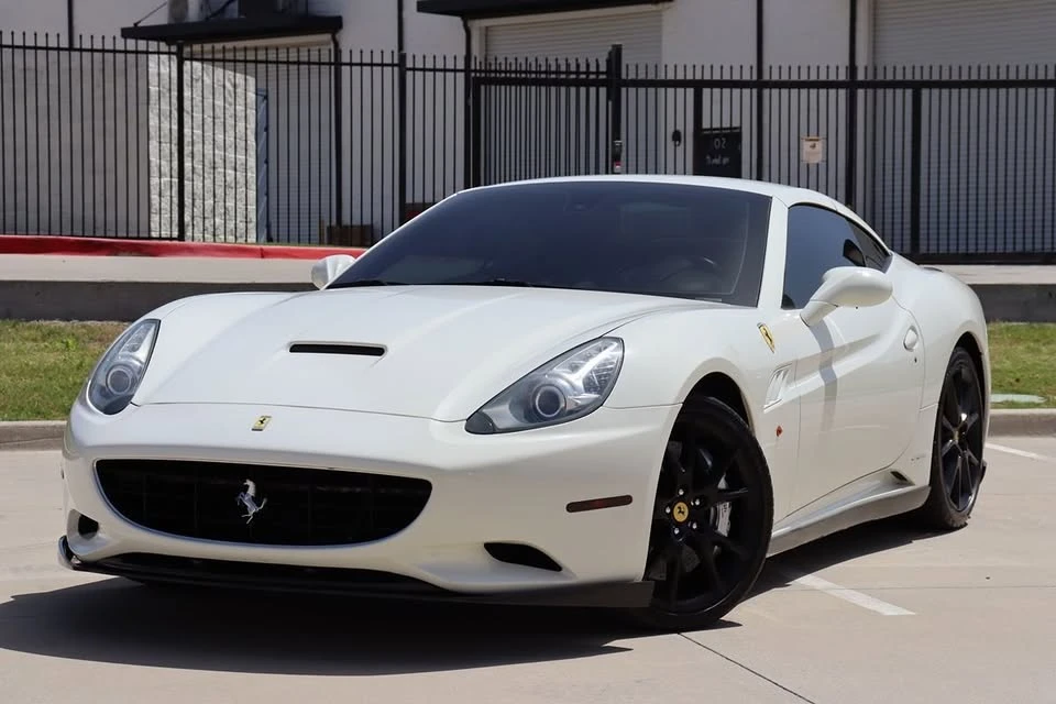 2014 Ferrari California - Image 7 of 20