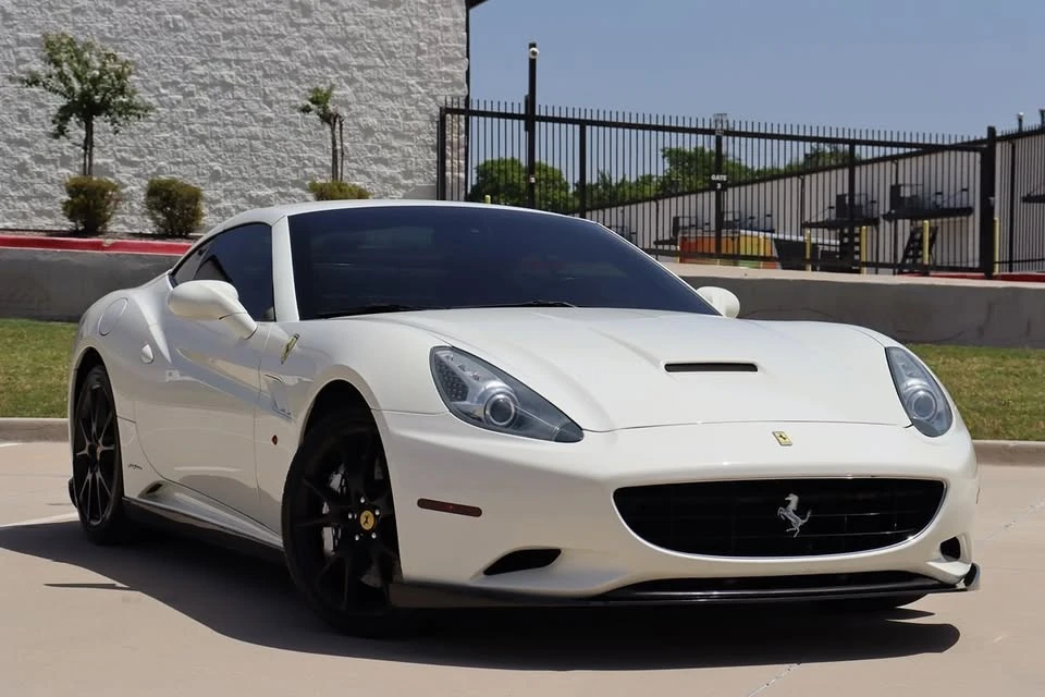 2014 Ferrari California - Image 4 of 20