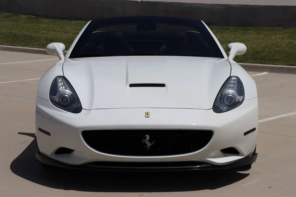 2014 Ferrari California - Image 5 of 20