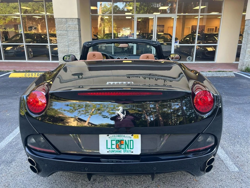 2014 Ferrari California - Image 6 of 31