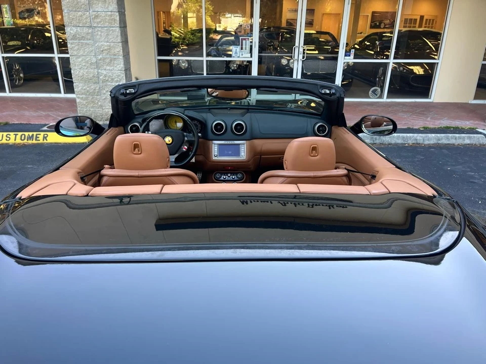 2014 Ferrari California - Image 8 of 31