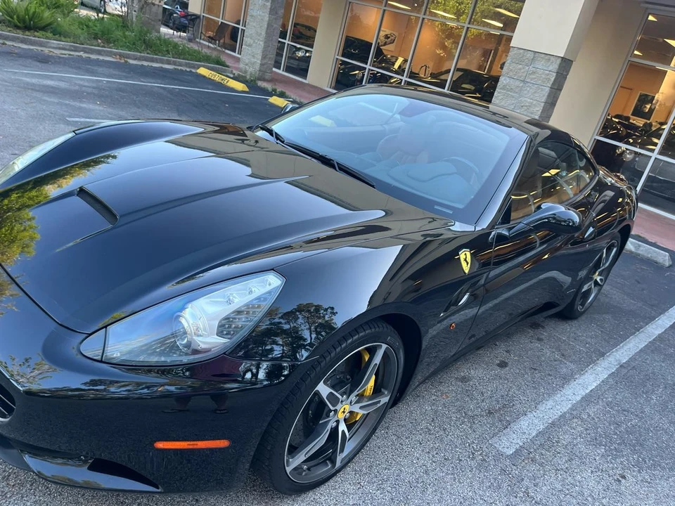 2014 Ferrari California - Image 25 of 31