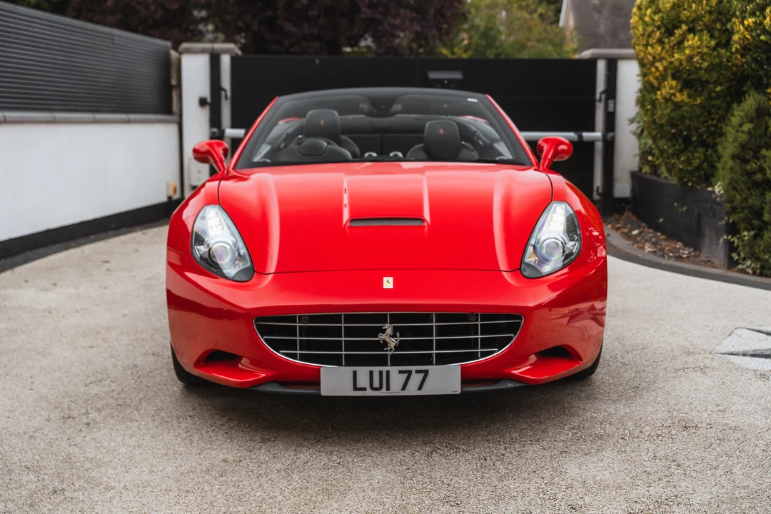 2013 Ferrari California 30 - Image 2 of 31