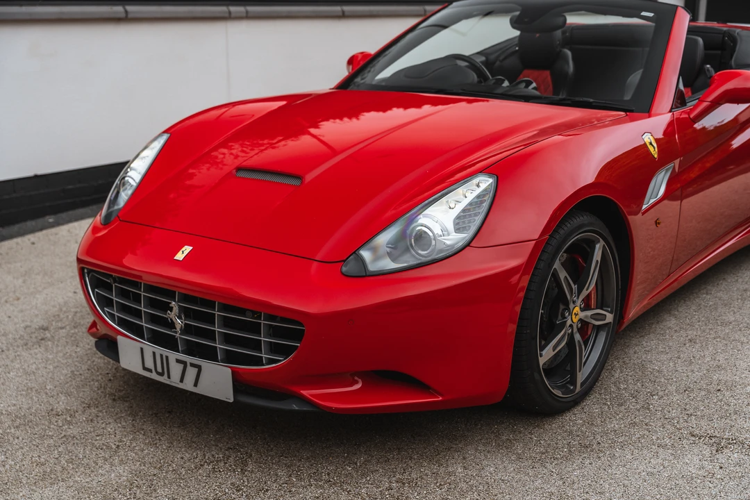 2013 Ferrari California 30 - Image 13 of 31