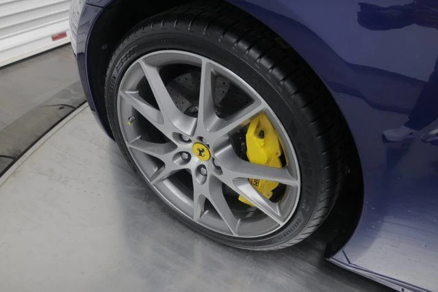 2014 Ferrari California - Image 8 of 17