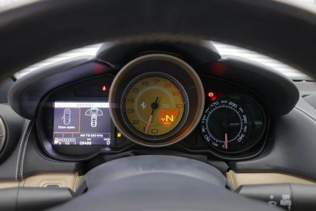 2014 Ferrari California - Image 17 of 17