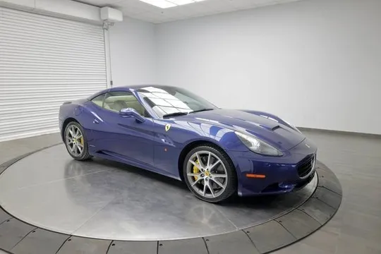 2014 Ferrari California Base Convertible