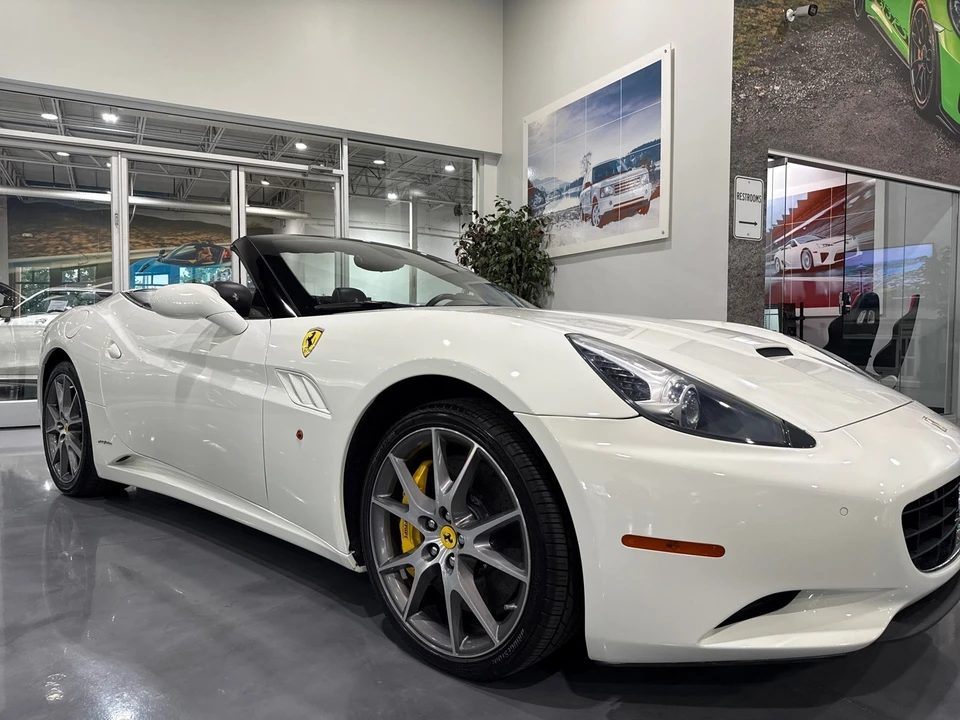 2014 Ferrari California - Image 19 of 21