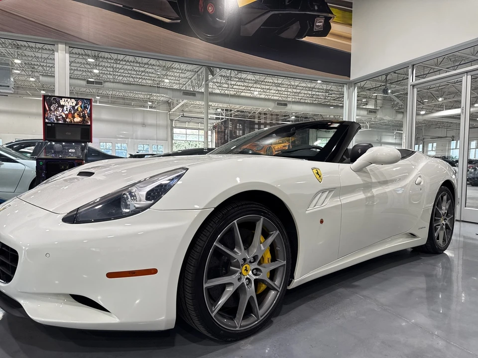 2014 Ferrari California - Image 20 of 21