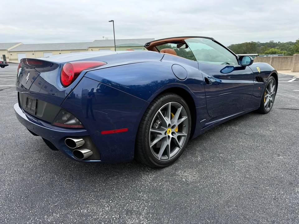 2014 Ferrari California - Image 9 of 18