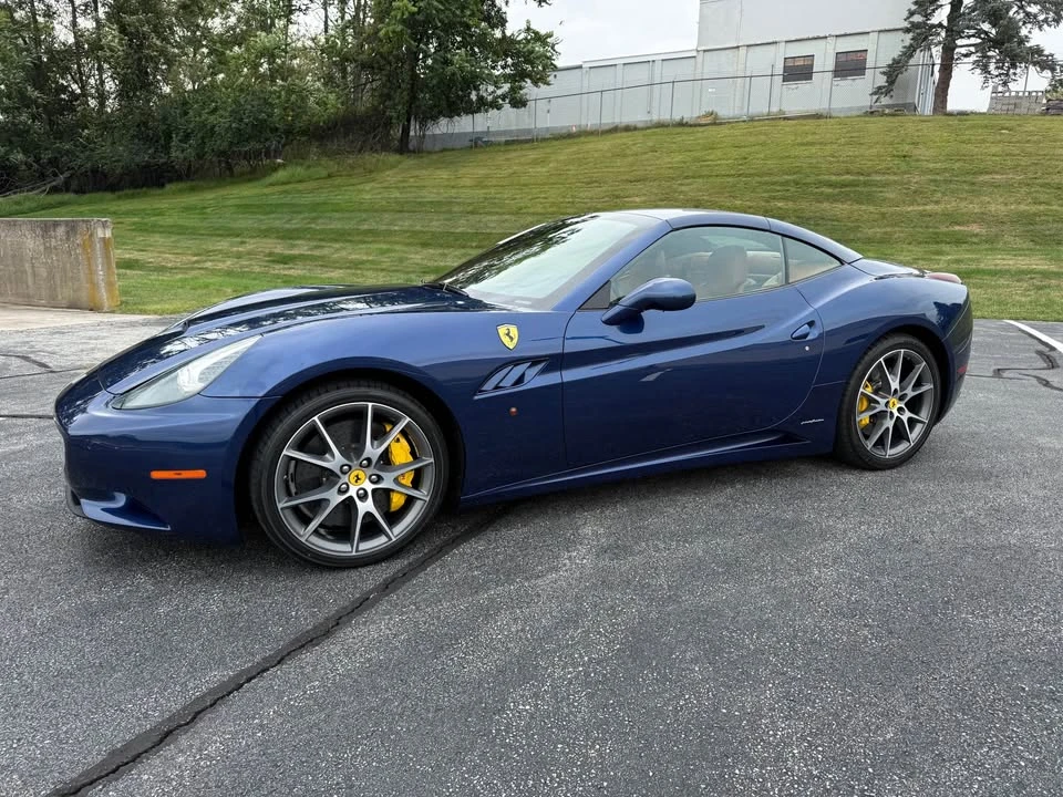 2014 Ferrari California - Image 13 of 18