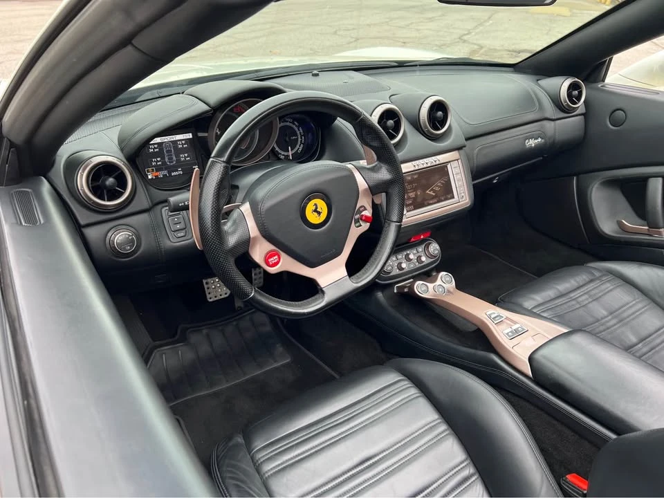 2014 Ferrari California - Image 9 of 11