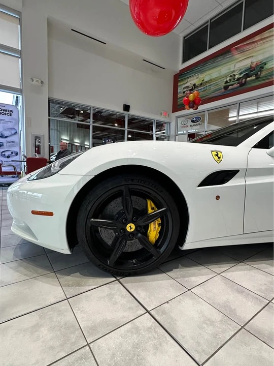 2014 Ferrari California - Image 8 of 9