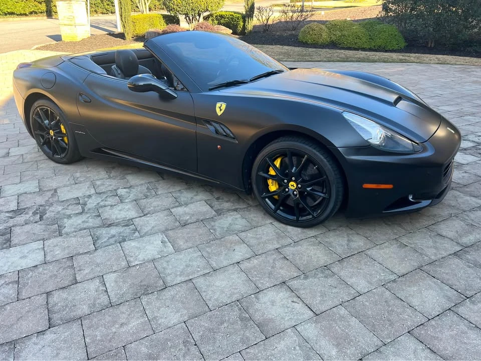 2014 Ferrari California - Image 2 of 7