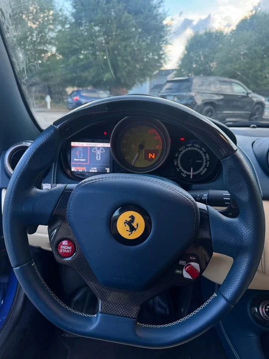2014 Ferrari California - Image 9 of 11