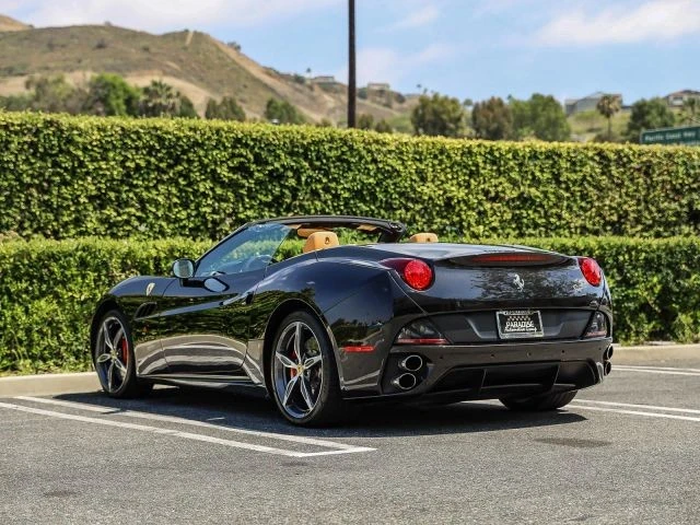 2014 Ferrari California - Image 4 of 31