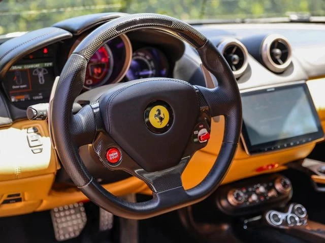 2014 Ferrari California - Image 29 of 31