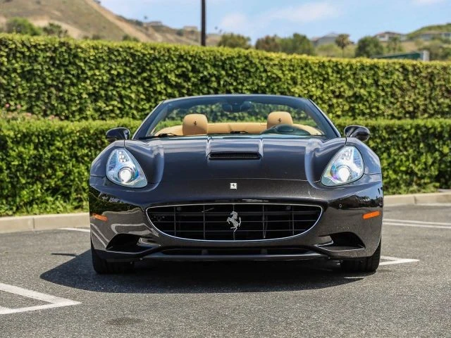 2014 Ferrari California - Image 2 of 31