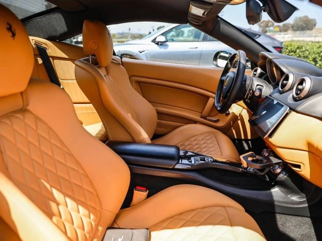 2014 Ferrari California - Image 25 of 31