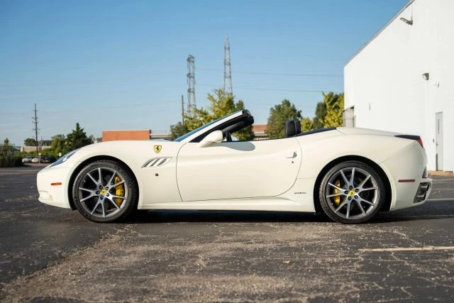 2014 Ferrari California - Image 19 of 21
