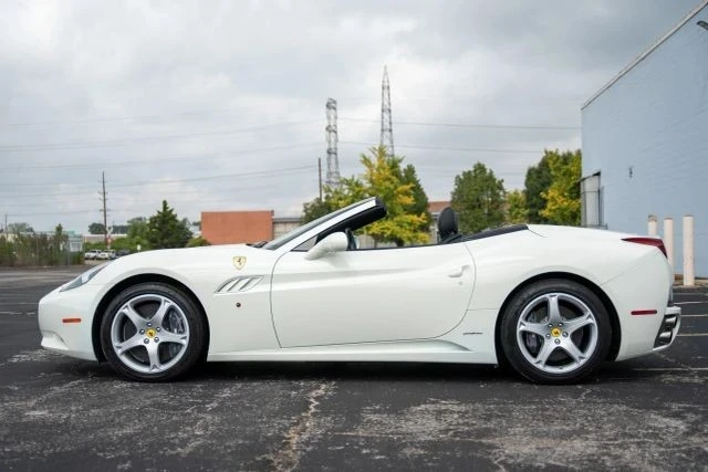 2014 Ferrari California - Image 13 of 21